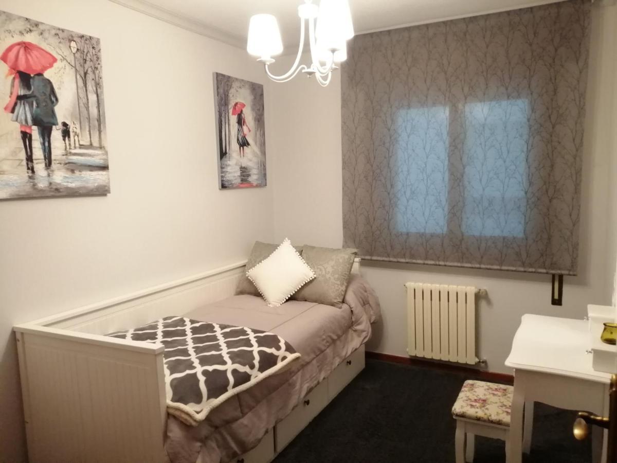 מונפורט דה למוס Apartamento Lemavos מראה חיצוני תמונה